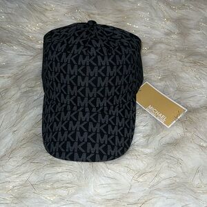 Michael Kors Monogram Baseball hat Color Black